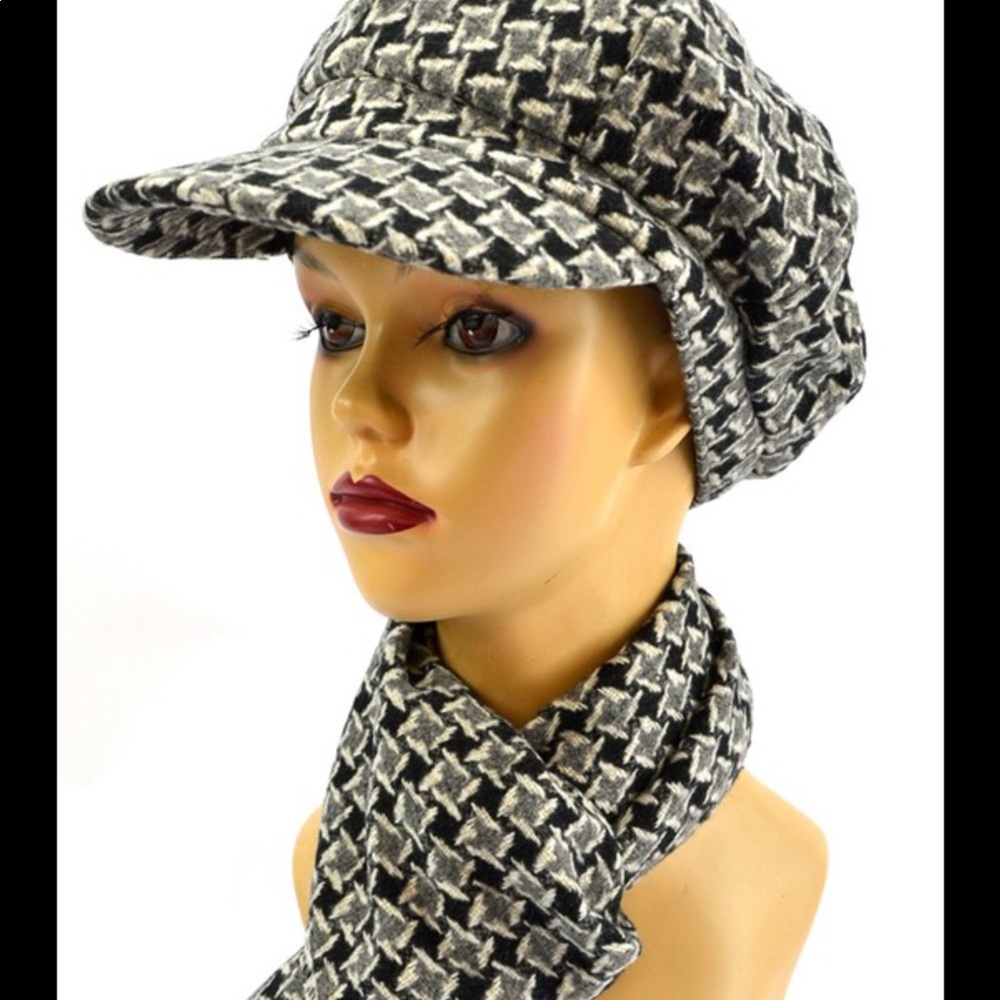Plaid hat and scarf set